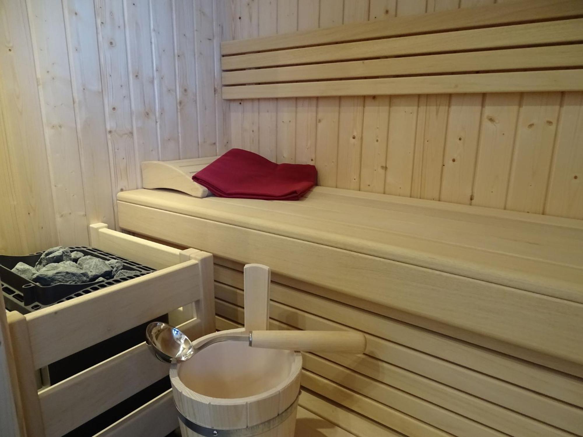 Вилла Detached Chalet Close To The Ski Area Фуш-ан-дер-Гросглокнерштрассе Экстерьер фото